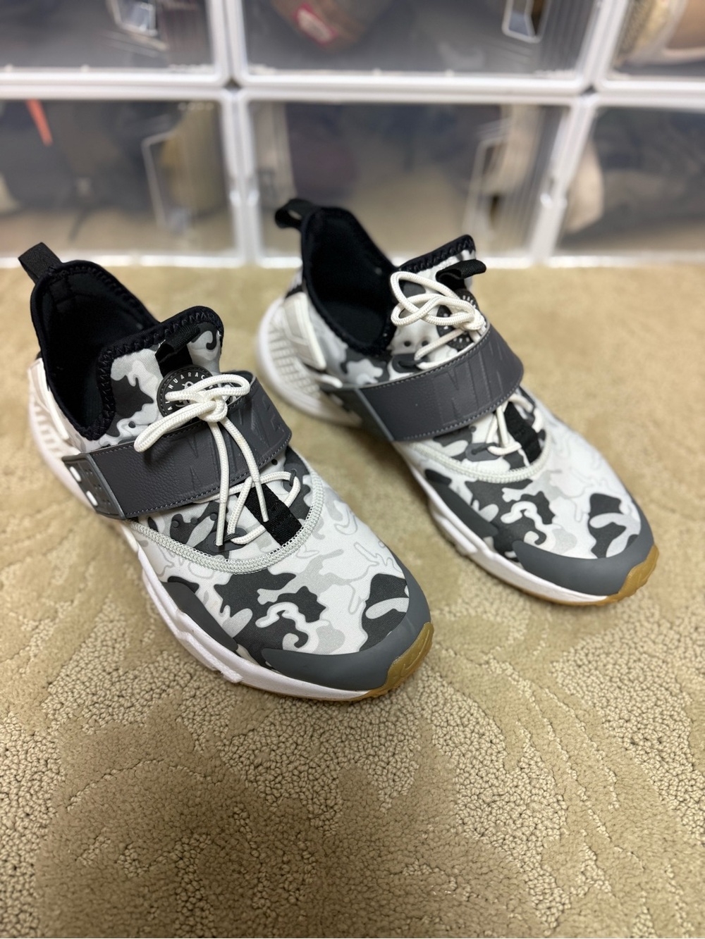 Nike Men’s Air Huarache Drift Gray / White Camo
